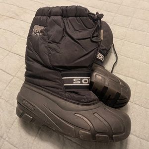 Sorel Size 4 Boys Winter Boots